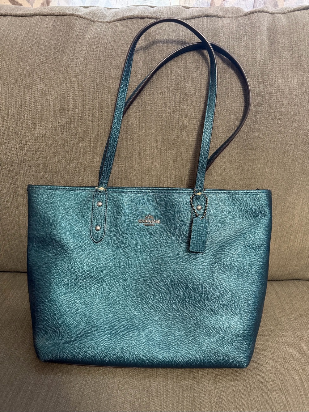 Coach F16224 City Zip Tote Metallic Sea Green Crossgrain Leather Zip Tote Purse